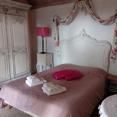 Domaine Du Mont Scolan Bed & Breakfast Montgardon Dış mekan fotoğraf