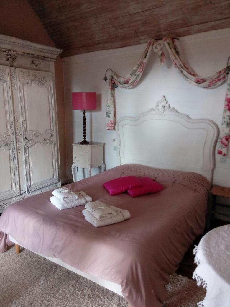 Domaine Du Mont Scolan Bed & Breakfast Montgardon Dış mekan fotoğraf