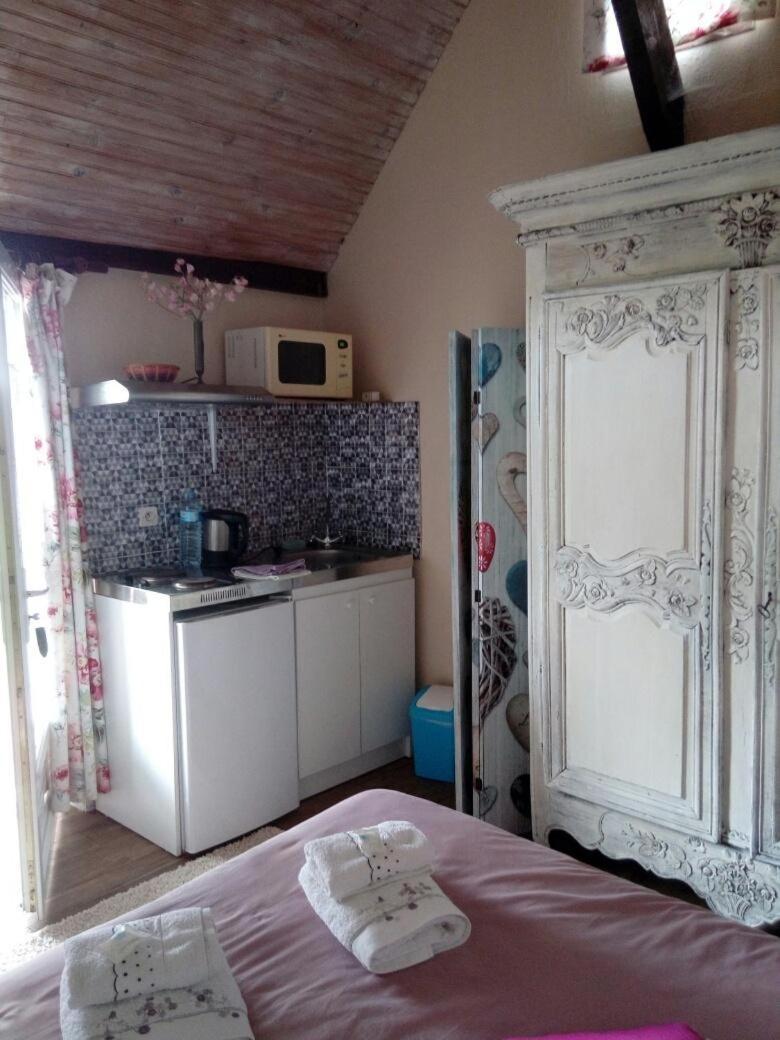 Domaine Du Mont Scolan Bed & Breakfast Montgardon Dış mekan fotoğraf